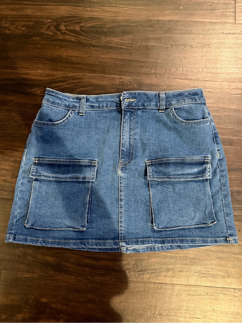 Love Tree Blue Denim Mini Cargo Skirt
